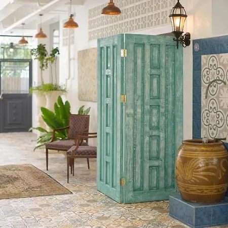1001 Nights Boutique Inn-3